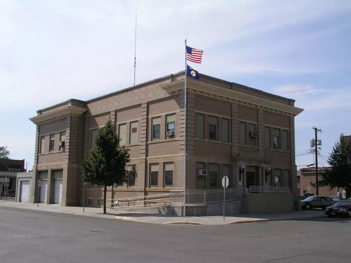 Miles City Mt - City Hall